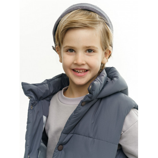 LF kids, жилет демисезонный с капюшоном, цвет графит LF kids, жилет демисезонный с капюшоном, цвет графит