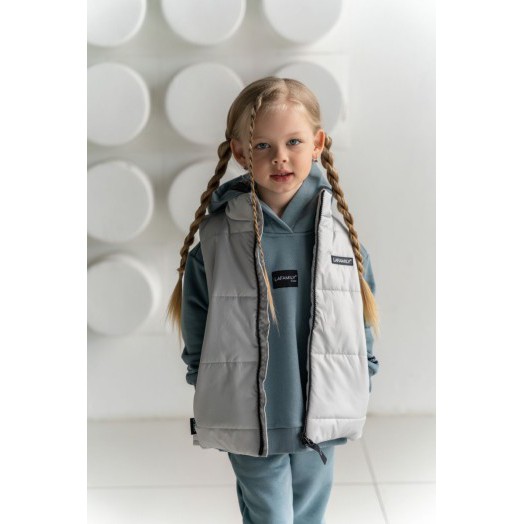 LF kids, жилет демисезонный, цвет светло-серый LF kids, жилет демисезонный, цвет светло-серый